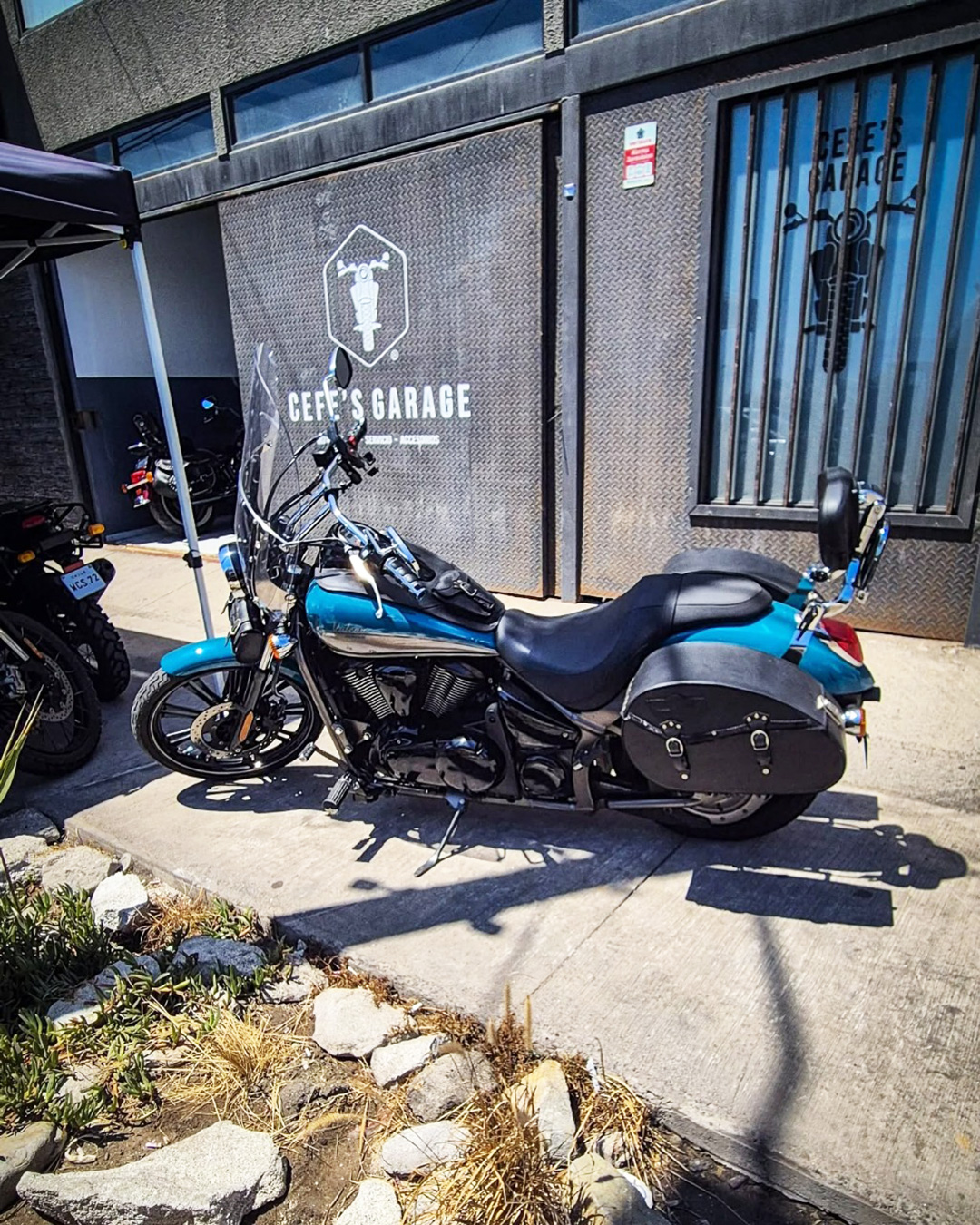 Kawasaki VN900 Custom 1