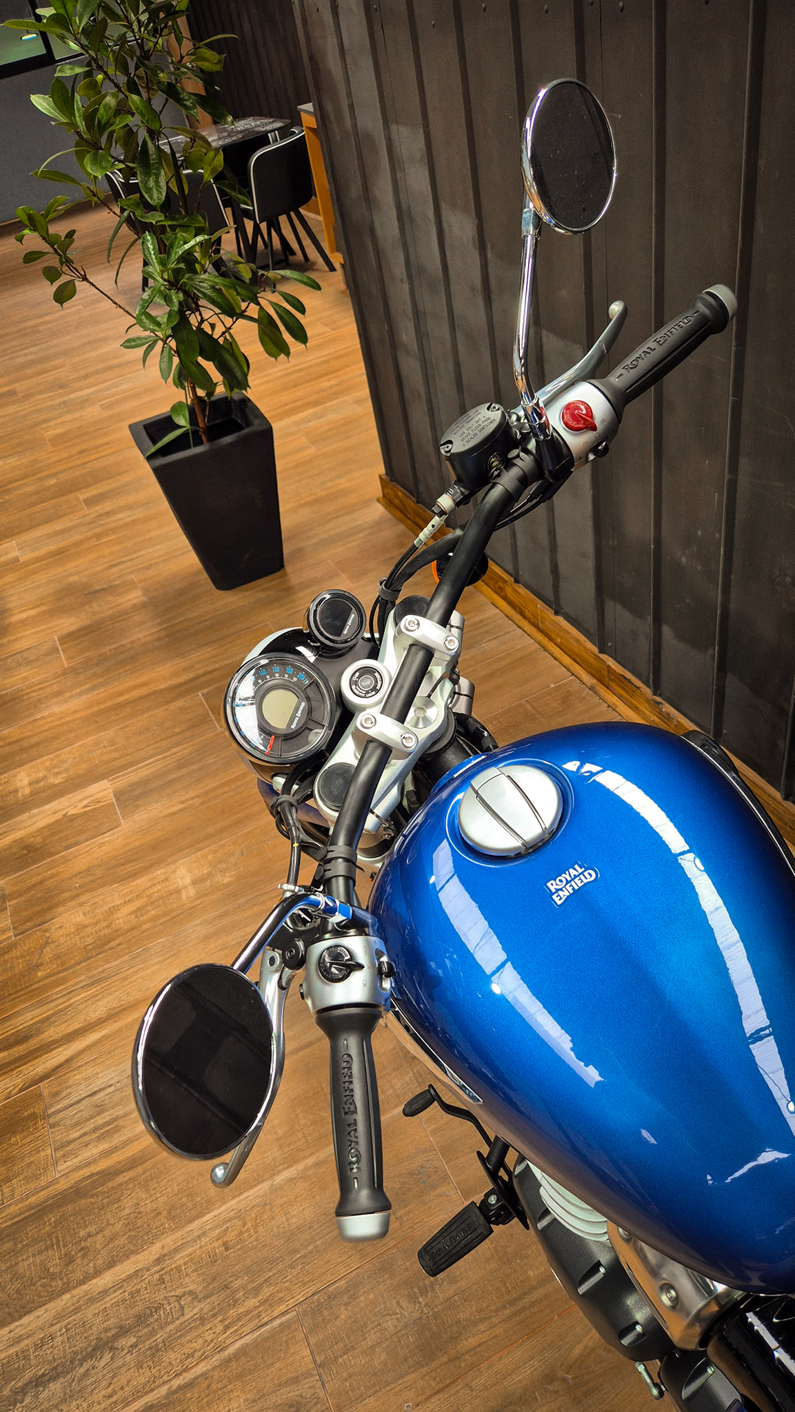 Royal Enfield Super Meteor 650 2025 - Imagen 3