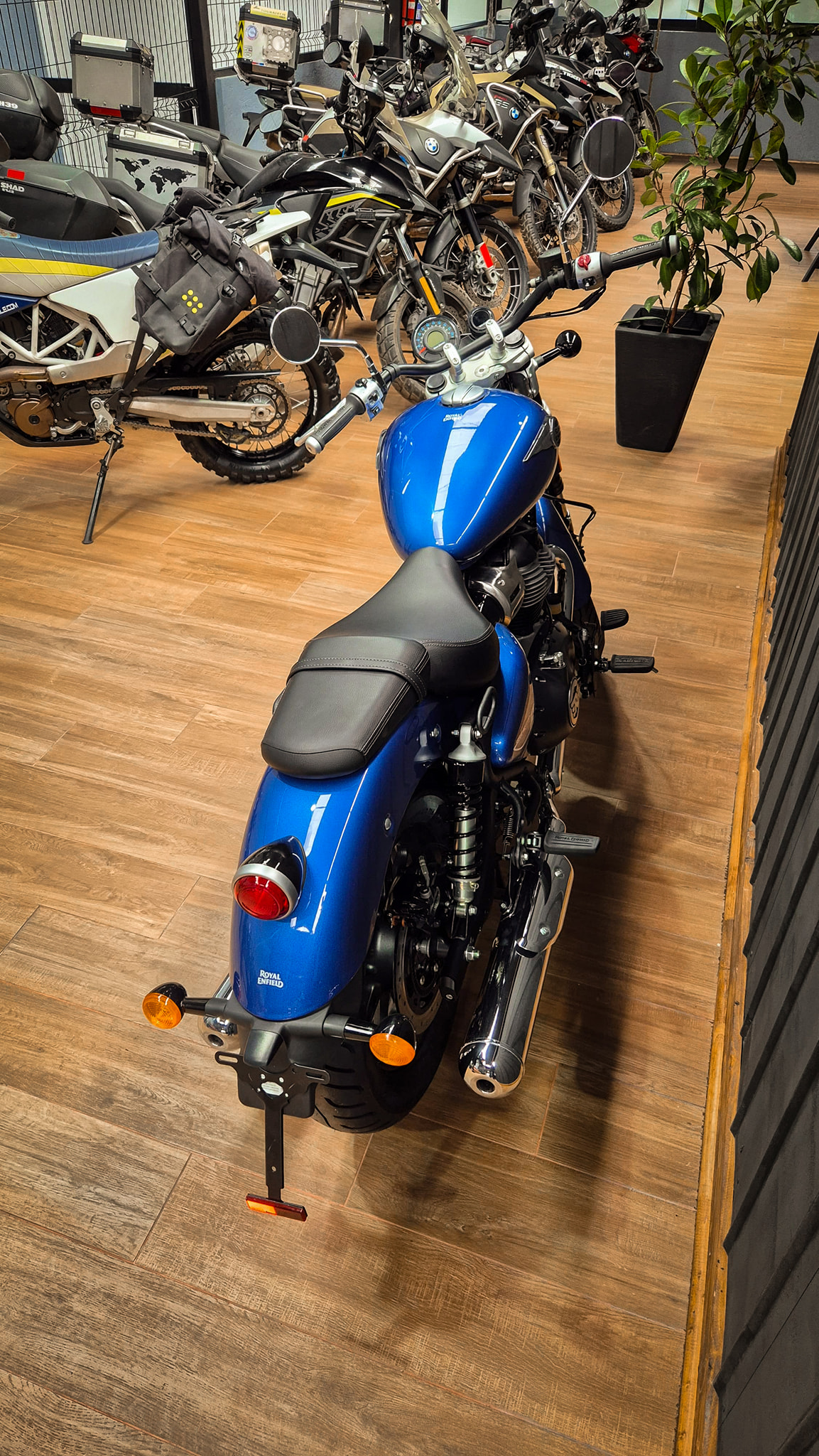 Royal Enfield Super Meteor 650 2025 - Imagen 6