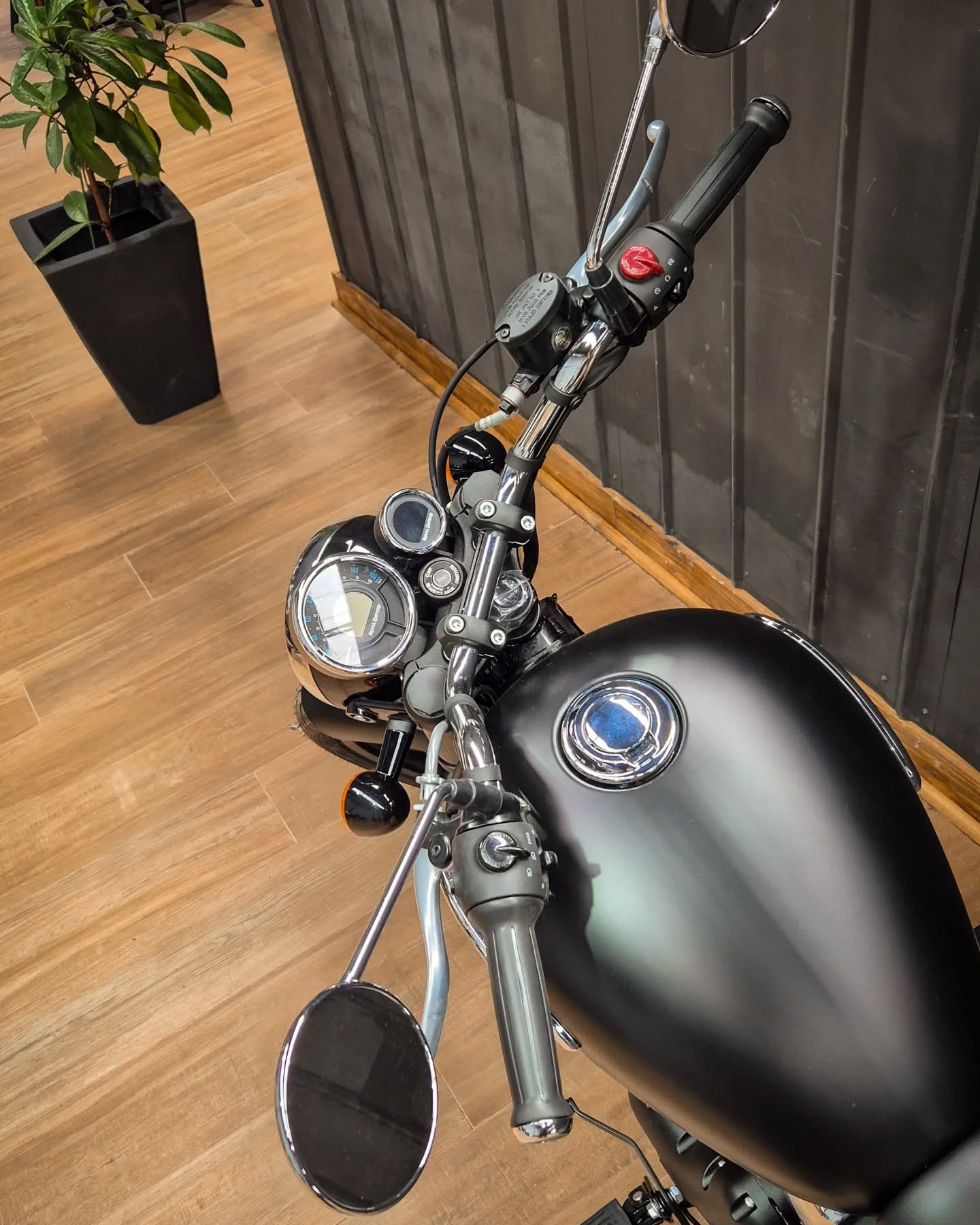 RE Meteor 350 – Imagen 3