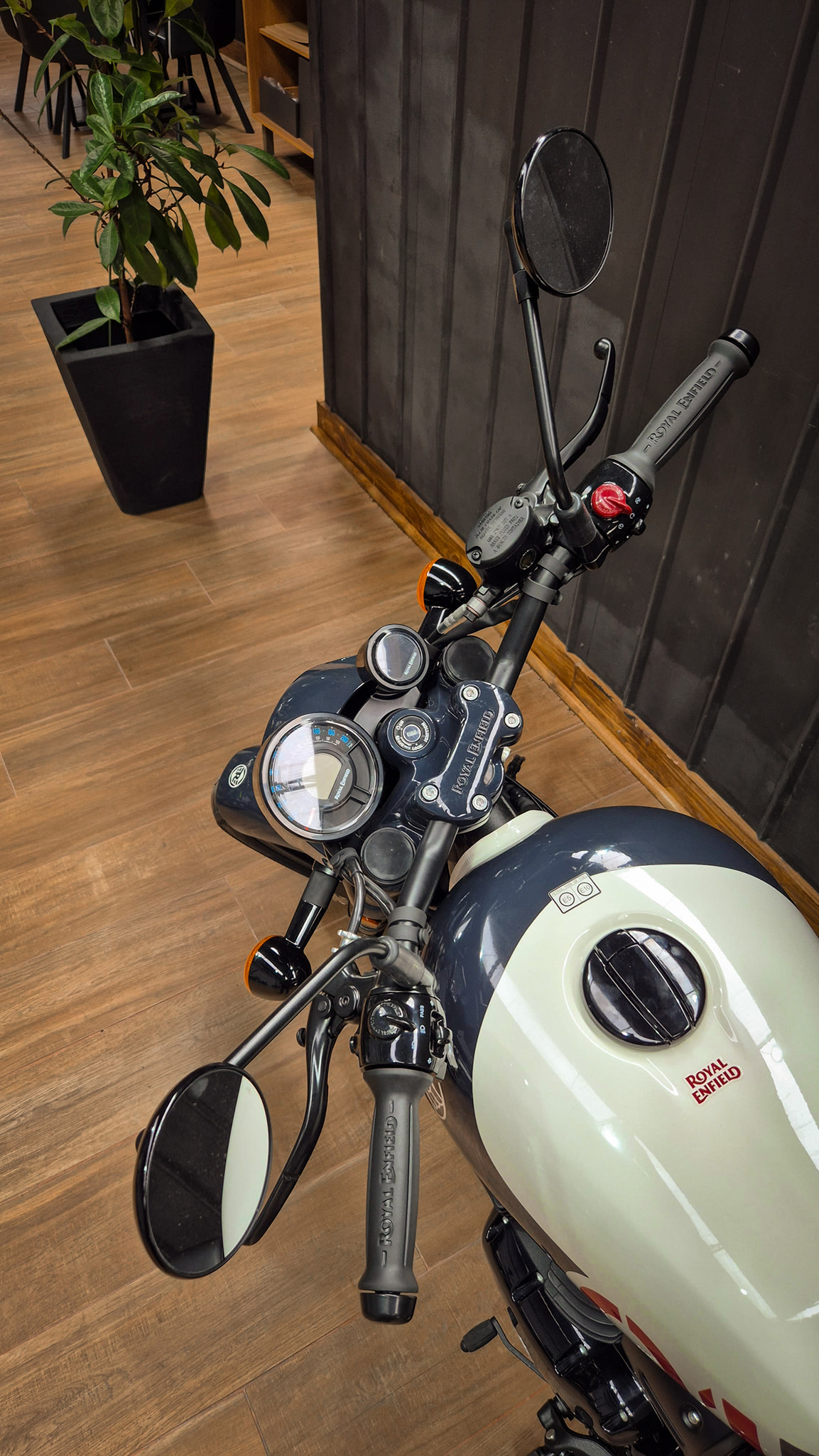 Royal Enfield Shotgun 650 - Imagen 2