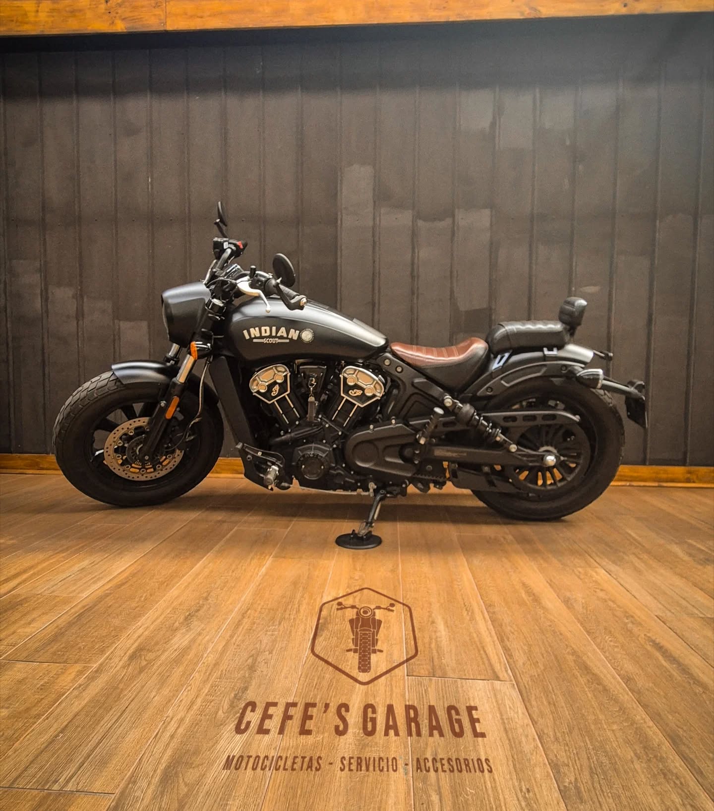 Indian Scout Bobber 2021 - Imagen 1