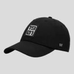 GORRA CON INSIGNIA 1901 NEGRA