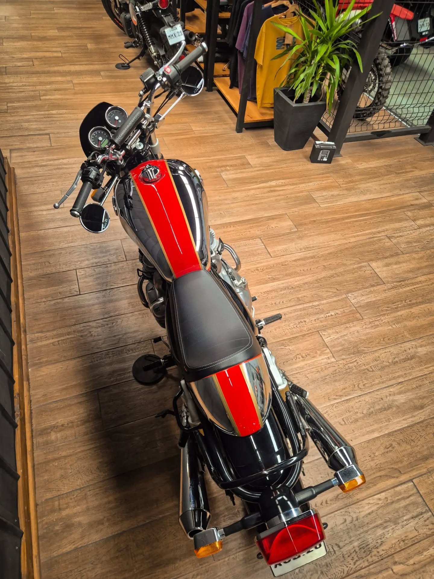 Royal Enfield Interceptor 650 2023
