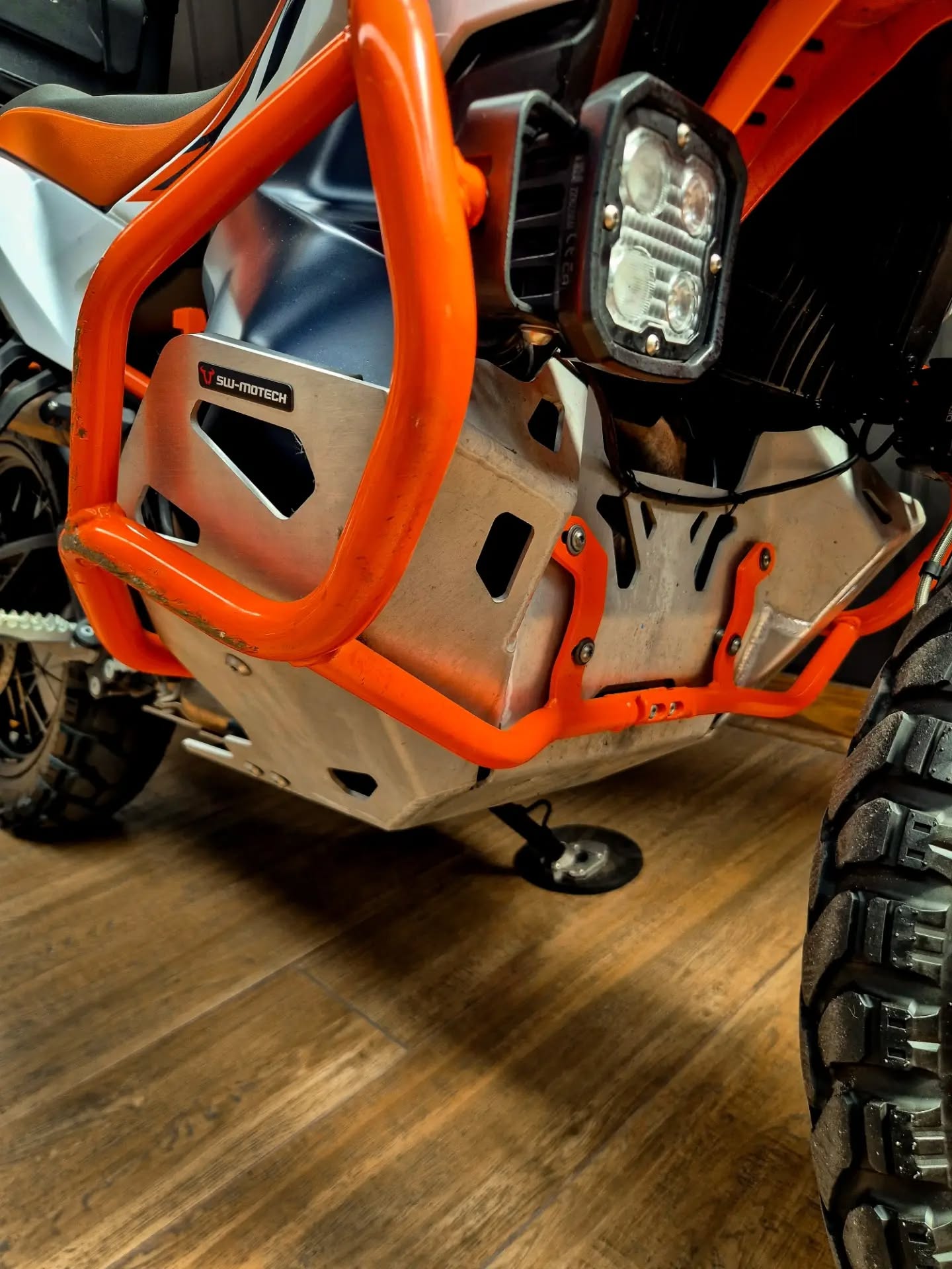 KTM 890 Adventure - Foto 14