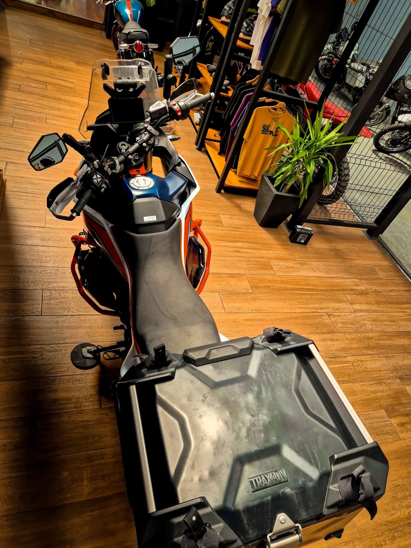 KTM 890 Adventure - Foto 7